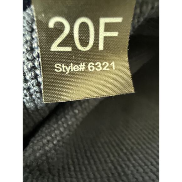 KUHL Women's Transcendr Skinny Pants Size 10 Reg Indigo Blue Hiking Outdoors EUC - Picture 14 of 15